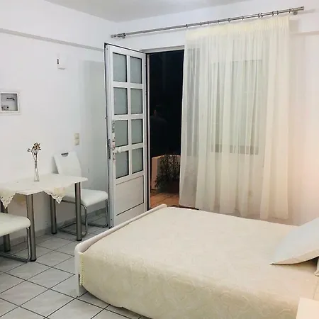 1 Apartment Iraklio